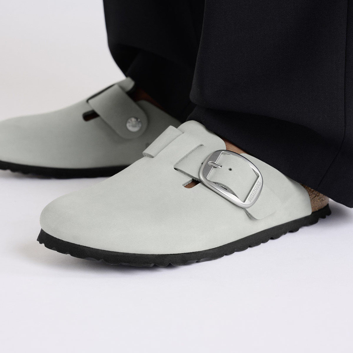 Boston Big Buckle Nubuk Leather