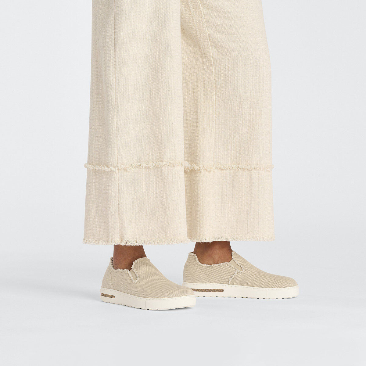 Bend Decon Slip On Textile