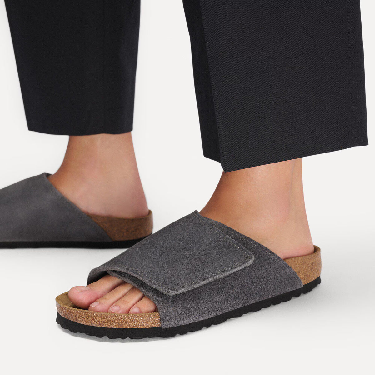 Solana VL Suede Leather
